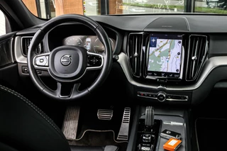 Volvo XC60 Volvo XC60 2.0 Recharge T8 R-Design - PANO - TREKHAAK - VOL!!!! - afbeelding nr 4