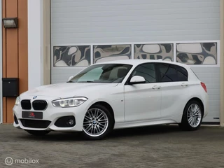 BMW 1 Serie BMW 1-serie 116d Executive | M-sport | Shadowline | Sportstoelen | Automaat | All-seasonbanden | - afbeelding nr 33