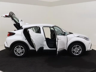 Toyota C-HR Toyota C-HR 1.8 Hybrid Active: Stijlvol, Slim én Superzuining! - afbeelding nr 31