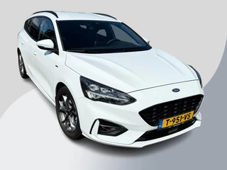 Ford Focus Ford Focus Wagon 1.5 EcoBoost ST Line X Business 150pk Automaat | Trekhaak | Dodehoeksensoren | Winterpack | Full LED | Dealer onderhouden - afbeelding nr 4