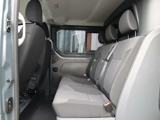 Renault Trafic Renault Trafic bestel 2.0 dCi 145 DC Comfort Automaat 5zits | Dubbele deur  | Apple carplay | Stoelverwarming | Trekhaak - afbeelding nr 6
