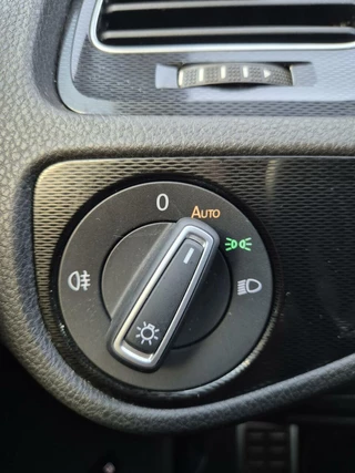 Volkswagen Golf Volkswagen Golf 1.4 TSI GTE DSG/Pano/ACC/Lane/Trekhaak/Led/ - afbeelding nr 28