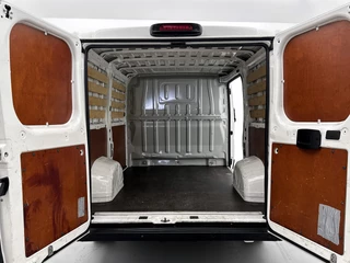 Peugeot Boxer Peugeot Boxer 330 2.2 BlueHDi 120 L1H1 Premium Navigatie Achteruitrijcamera Betimmering Cruise Control - afbeelding nr 22