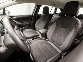 Opel Astra 146Pk Automaat (APPLE CARPLAY, NAVIGATIE, CLIMATE, CAMERA, SPORTSTOELEN, LM VELGEN, PARKEERSENSOREN, CRUISE, NIEUWSTAAT) - afbeelding nr 14