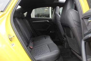 Audi S3 Audi S3 Limousine 2.0 TFSI quattro Edition One / Panoramadak / Camera / RS Seats / B&O / 19'' / Matrix LED / Navigatie / Dodehoek / ACC / Stoelverwarming / DAB - afbeelding nr 12