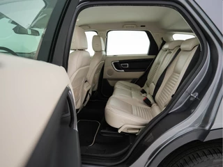 Land Rover Discovery Sport Aut.*WINDSOR-FULL-LEATHER | NAVI-FULLMAP | SHIFT-PADDLES | MEMORY-PACK | COMFORT-SEATS | PDC | CRUISE | ECC | TOWBAR | CAMERA | XENON | HEATED-SEATS | LANE-ASSIST | 19