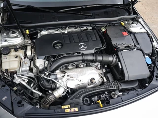 Mercedes-Benz A-Klasse Mercedes-Benz A-Klasse 250 4MATIC Premium Plus (225PK) 1e-Eig, Dealer-Onderh, 12-Mnd-BOVAG, NL-Auto. - afbeelding nr 26