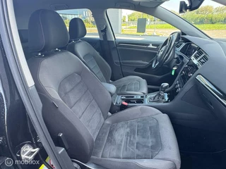 Volkswagen Golf Volkswagen Golf 1.0 TSI Highline Business R - afbeelding nr 19