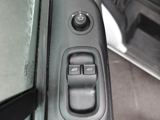 Ford Transit Custom Ford Transit Custom L1H1 Trend Airco Bluetooth Navi Trekhaak Parkeersensoren - afbeelding nr 9