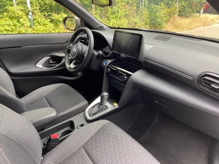 Toyota Yaris Cross Toyota Yaris Cross 1.5 HYBRID EXECUTIVE AUTOMAAT / NAVI / CAMERA / CARPLAY - afbeelding nr 2