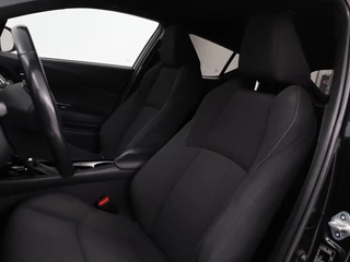 Toyota C-HR Toyota C-HR 1.8 Hybrid Style | Stoelverwarming | Navigatie |  Adaptive cruise | Camera | Trekhaak | JBL audio | Dodehoek detectie | Keyless - afbeelding nr 5