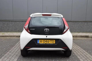 Toyota Aygo Toyota Aygo 1.0 VVT-i x-play | Cruise control | Bluetooth | Achteruitrijcamera | - afbeelding nr 29
