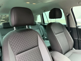 Volkswagen Tiguan Volkswagen Tiguan 1.5 TSI ACT Comfortline Business Automaat - afbeelding nr 20