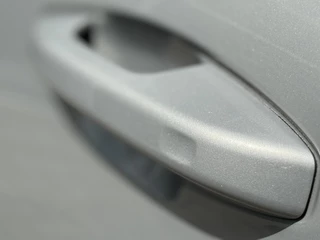 Volvo XC40 Volvo XC40 B4 197PK Plus Dark| Adap.Cruise| Trekhaak| Camera| Google| Elek. - afbeelding nr 12
