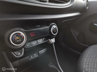 Kia Picanto Kia Picanto 1.0 CVVT / Achteruitrijcamera / Cruise control / Grootscherm Navi - afbeelding nr 25