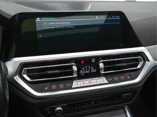 BMW 3 Serie BMW 3 Serie Touring 330e Business Edition Plus M-Sportpack (INCL-BTW) *PANO | VERNASCA-FULL-LEATHER | HEAD-UP | FULL-LED | DIGI-COCKPIT | NAVI-FULLMAP | HEATED-SPORTSEATS | HIFI-SOUND | CAMERA | AMBIENT-LIGHT | TOWBAR | 19''ALU* - afbeelding nr 19