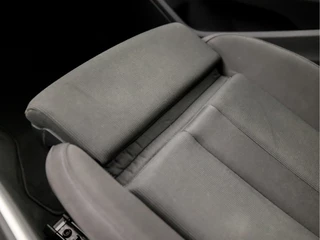 Audi A4 Audi A4 Limousine 1.4 TFSI Sport 150Pk Automaat (NAVIGATIE, CLIMATE, CRUISE, LED KOPLAMPEN, SPORTSTOELEN, PARKEERSENSOREN, DYNAMISCHE KNIPPERLICHTEN, NIEUWSTAAT) - afbeelding nr 27