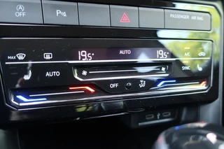 Volkswagen T-Cross Volkswagen T-Cross 1.0 TSI 110PK, Apple Carplay/ Android Auto, LED Verlichting, Clima, etc. - afbeelding nr 28