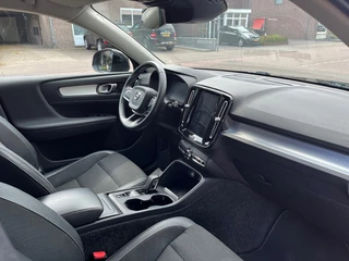 Volvo XC40 Volvo XC40 2.0 D3 INSCRIPTION AUTOMAAT / CARPLAY / HARMAN-KARDON / 19'' - afbeelding nr 2