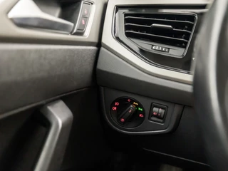 Volkswagen Polo Volkswagen Polo 1.0 TGI Sportline (APPLE CARPLAY, ADAPTIVE CRUISE, SPORTSTOELEN, DAB+, LED ACHTERLICHTEN, NIEUWE APK, NIEUWSTAAT) - afbeelding nr 21