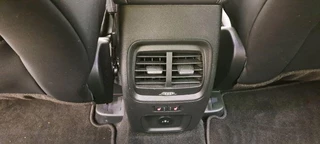 Ford Kuga Ford Kuga 2.5 PHEV Titanium 225pk | Driver Assistance Pack | Winterpack | AGR Stoelen met half leder | Trekhaak Wegklapbaar | Michelin Cross Climate - afbeelding nr 21