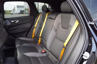 Volvo XC60 Volvo XC60 Recharge T8 AWD Polestar Engineerd 455pk/Panodak/Leer/Head-up - afbeelding nr 38