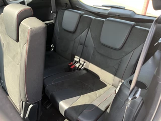 Ford S-Max Ford S-Max 2.5 FHEV ST-Line 7pers 190pk | Full LED | Panoramadak | Adaptieve Cruise | Sony Navi | BLIS - afbeelding nr 15