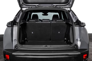 Peugeot 2008 Peugeot 2008 1.2 PureTech 130 PK GT - Automaat | Dig. Cockpit | Adapt. Cruise | Elek. stoel | Stoelverw. | PDC | Camera | NAV+App. Connect | Auto. Airco | LM 17