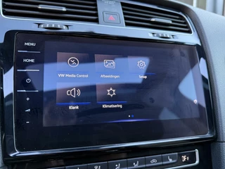 Volkswagen Golf Volkswagen Golf 7.5 R 2.0 TSI 4Motion|AKRA|PANO|DYNAUDIO - afbeelding nr 39
