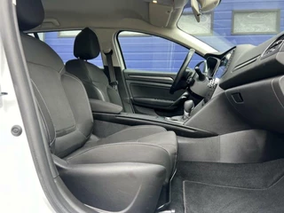 Renault Megane E-Tech Renault Mégane E-Tech Estate 1.6 Plug-In Hybrid 160 Zuinig - afbeelding nr 12