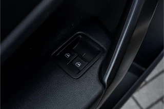 Volkswagen Caddy ACC PDC CarPlay 17