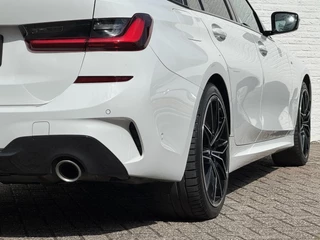 BMW 3 Serie BMW 3-serie Touring 320i High Exec. M-Sport individual Sfeer Leder Camera Pdc v+a Trekhaak Led - afbeelding nr 40