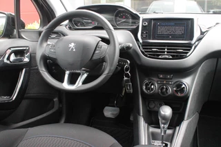 Peugeot 208 Peugeot 208 1.2 110PK AUTOMAAT SIGNATURE | NAVIGATIE | APPLE CARPLAY/ANDROID AUTO | PARKEERSENSOREN | DAB+ RADIO | LICHTMETALEN VELGEN | GETINTE RUITEN | CLIMATE CONTROL | CRUISE CONTROL | - afbeelding nr 27