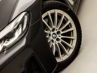 BMW 5 Serie BMW 5 Serie Touring 530e Sportline 293Pk Automaat (APPLE CARPLAY, GROOT NAVI, DEALER ONDERHOUDEN, CAMERA, SFEERVERLICHTING, LEDER, SPORTSTOELEN, ADAPTIVE CRUISE, TREKHAAK ELEKTRISCH, NIEUWSTAAT) - afbeelding nr 41