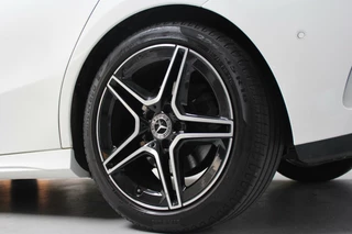 Mercedes-Benz A-Klasse Mercedes A-klasse 220 AMG Automaat 191 PK |PANORAMADAK, WIDESCREEN, 360 CAMERA, NIGHT PAKKET, STOELVERWARMING, PDC, LED| - afbeelding nr 26