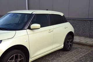 Suzuki Swift Suzuki Swift 1.2 Select Smart Hybrid | Lichtmetalen velgen | Apple carplay | 6 jaar garantie of 150.000 KM | - afbeelding nr 28