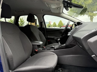 Ford Focus Ford Focus Wagon 1.0 ST-Line Navi,Clima,Camera,Cruise,PDC V+A,N.A.P,6-Bak,125pk,Nieuwe APK bij Aflevering - afbeelding nr 7