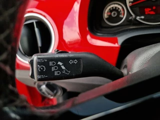 Volkswagen up! Volkswagen Up! 1.0 cross up! AIRCO | NAVI | STOELVERWARMING - afbeelding nr 22