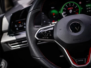 Volkswagen Golf Volkswagen Golf 2.0 TSI GTI CLUBSPORT|PANO|NÜRBURG|HEAD-UP - afbeelding nr 30