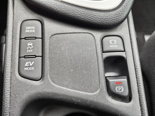 Toyota Yaris Toyota Yaris 1.5 Hybrid Dynamic | All Weather | Keyless Entry | Android Auto - afbeelding nr 20