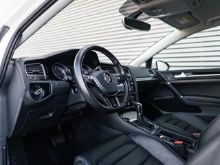 Volkswagen Golf Volkswagen Golf 1.5 TSI Highline Business R - afbeelding nr 32