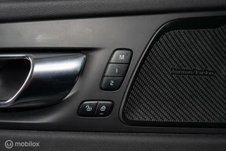 Volvo XC60 Volvo XC60 2.0 B5 R-Design PANO|LED|H&K|360CAMERA|MEMORY|HUD - afbeelding nr 27
