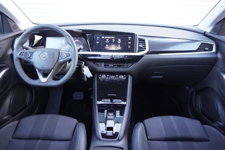 Opel Grandland Opel Grandland 1.2 Turbo GS / Automaat / Trekhaak / Camera / Ad. Cruise / Stoel- en stuurverwarming - afbeelding nr 16