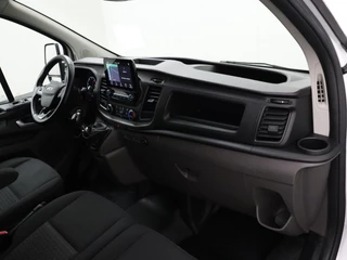 Ford Transit Custom Ford Transit Custom 2.0TDCI 130PK Lang | 2xSchuifdeur | Kastinrichting | Navigatie | Airco | 3-Persoons | Trekhaak - afbeelding nr 19