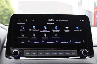 Hyundai Kona Hyundai Kona 1.6 GDI HEV Premium Sky Full Option! + Trekhaak 