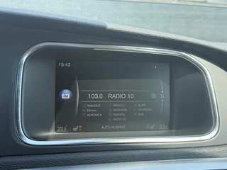 Volvo V40 Volvo V40 2.0 T2 Nordic+ Dealer Onderhouden,Pano,Leder,Navi,Camera,Pdc,Stoelverw,123pk,Clima,Cruise,Lm velgen,N.A.P,6 Bak,Apk tot 06-2026 - afbeelding nr 11