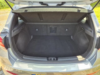 Hyundai i30 Hyundai i30 1.0 T-GDi MHEV Comfort Smart - afbeelding nr 16
