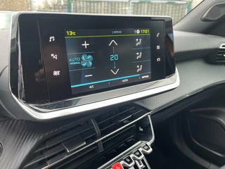 Peugeot e-2008 Peugeot e-2008 EV Allure Pack 50 kWh 136PK STOELVERW CARPLAY - afbeelding nr 10