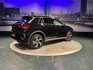 Volkswagen T-Roc Volkswagen T-ROC 1.5 TSI R-Line *Keyless*Appconnect*IQLight* - afbeelding nr 13