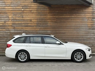 BMW 3 Serie BMW 3-serie Touring 318i LCI | Pano | Automaat | Cruise - afbeelding nr 4